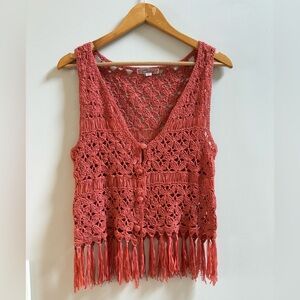 Cecico Crochet Fringe Vest Sleeveless Top in Salmon Pink Size Small